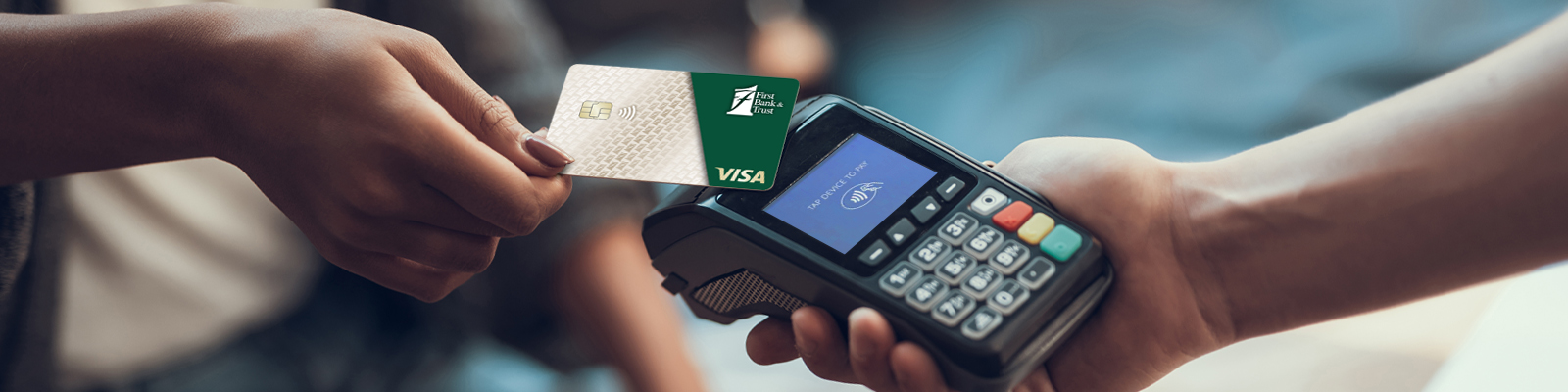 using contactless credit card on transaction