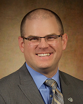 Eric Wiltrout, Community Bank President, East Bethel